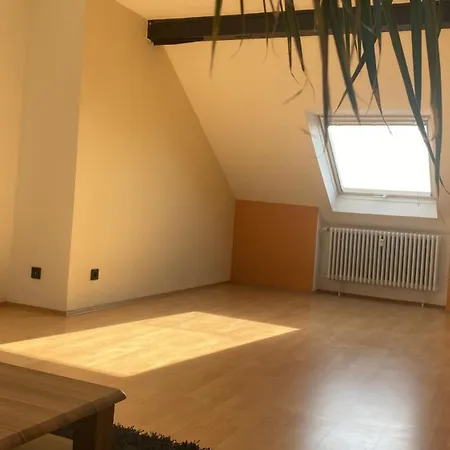 Διαμέρισμα 2 Nahe Galopprennbahn *