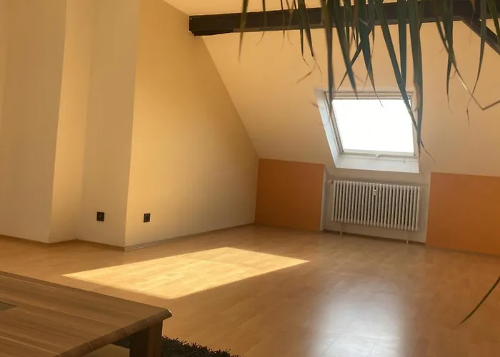 Daire 2 Nahe Galopprennbahn *