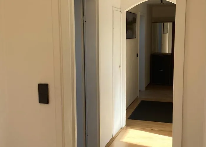 2 Nahe Galopprennbahn Iffezheim